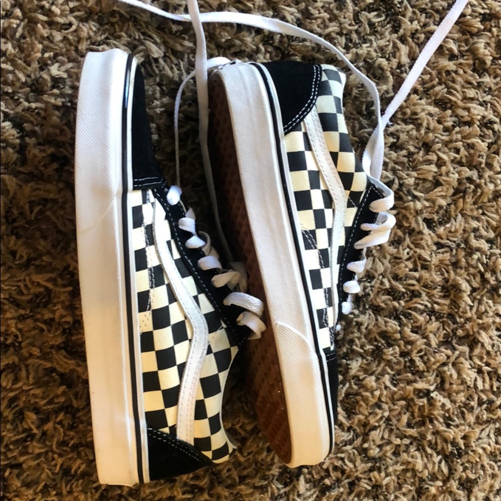 Lace up checkered vans men6 6/women’s 7.5